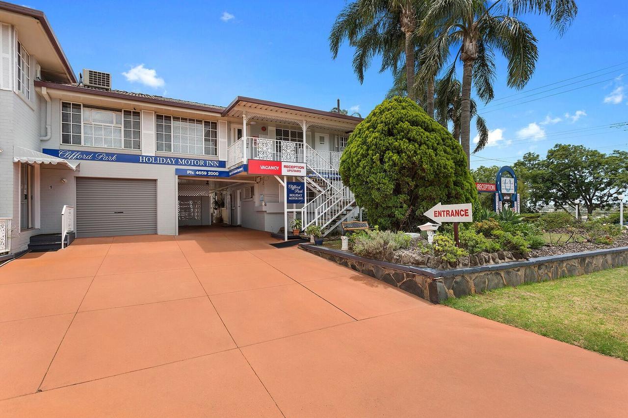 Clifford Park Motor Inn Toowoomba Exteriér fotografie