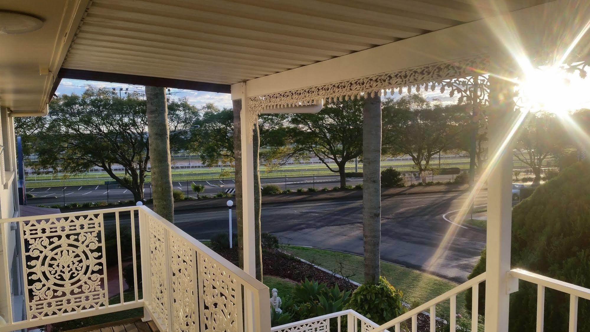 Clifford Park Motor Inn Toowoomba Exteriér fotografie